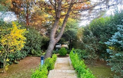 Boğaz Manzaralı Müstakil Havuzlu 6+2 Satılık Villa