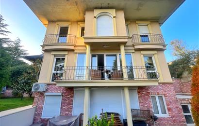 Boğaz Manzaralı Müstakil Havuzlu 6+2 Satılık Villa