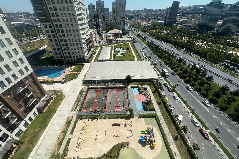 Self İstanbul'da Önü Açık, Güney Cephe Kiralık 2+1 Daire
