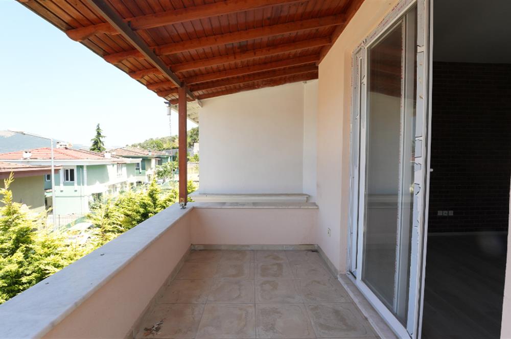 C21 Cius; Harmankaya Villaları'nda Deniz Manzaralı Bahçeli 3+2 Villa