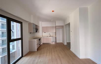 C21 ROOF FİKİRTEPE 5.ETAP BÜYÜK TİP ÇİFT CEPHE 1+1 KİRALIK DAİRE