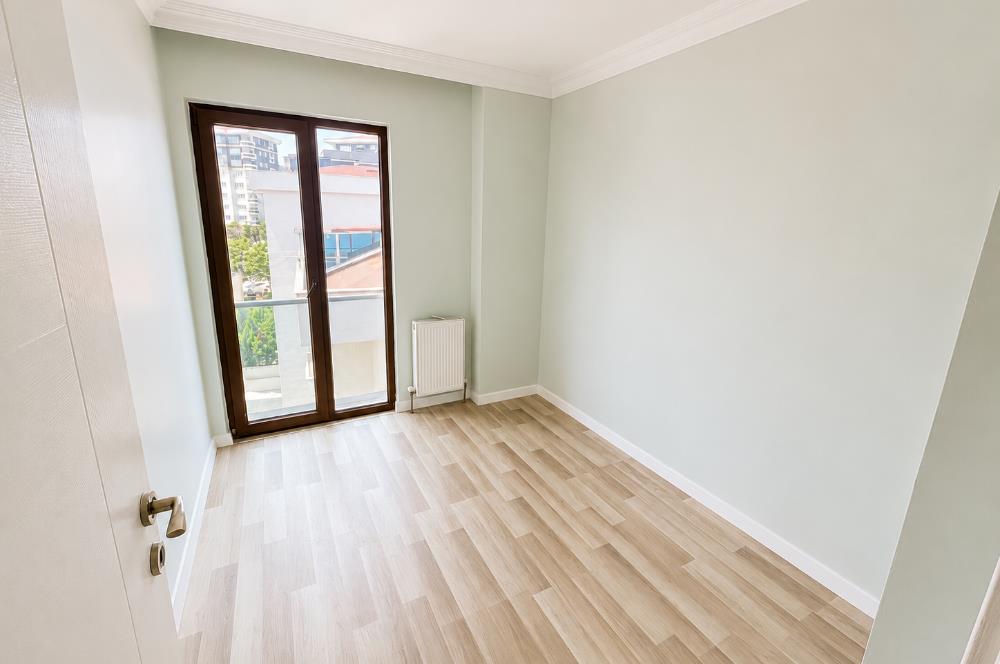SERHAT PALUT KURTKÖY MERKEZ BOŞ SATILIK 2+1 DAİRE 