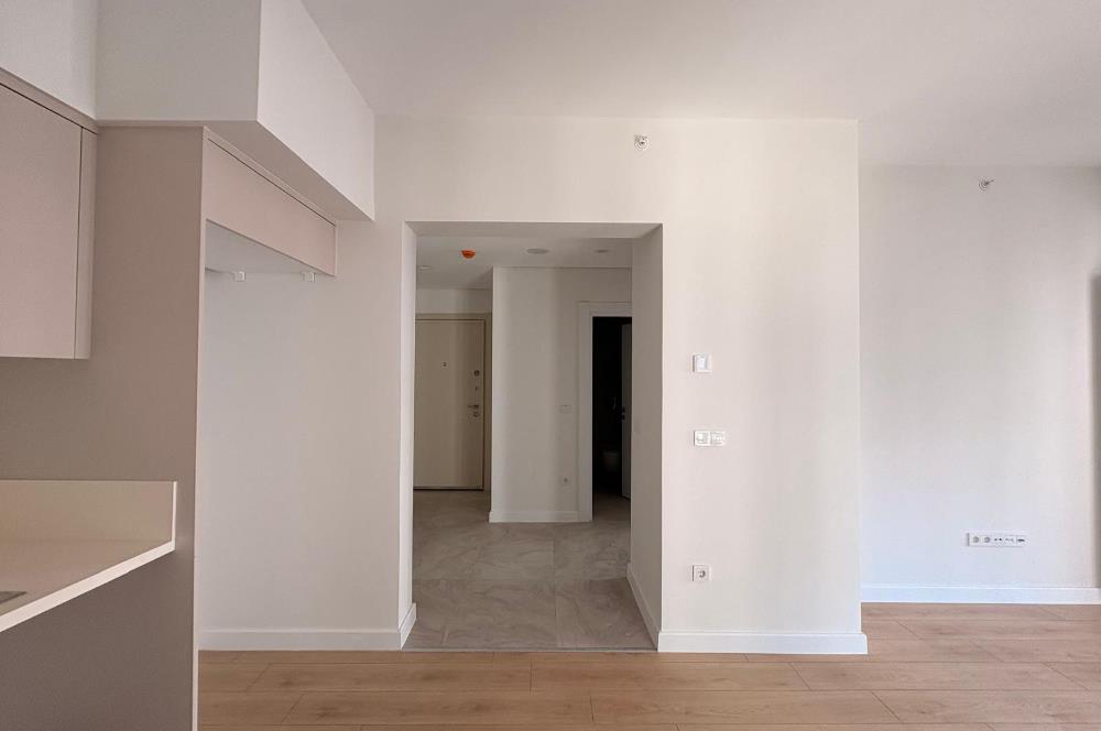 C21 ROOF FİKİRTEPE 5.ETAP BÜYÜK TİP ÇİFT CEPHE 1+1 KİRALIK DAİRE
