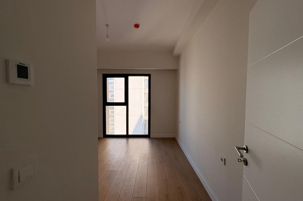 C21 ROOF FİKİRTEPE 5.ETAP BÜYÜK TİP ÇİFT CEPHE 1+1 KİRALIK DAİRE