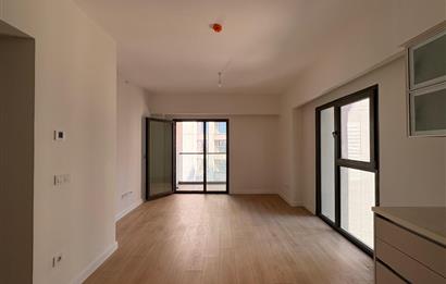 C21 ROOF FİKİRTEPE 5.ETAP BÜYÜK TİP ÇİFT CEPHE 1+1 KİRALIK DAİRE