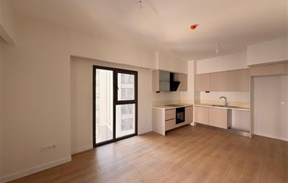 C21 ROOF FİKİRTEPE 5.ETAP BÜYÜK TİP ÇİFT CEPHE 1+1 KİRALIK DAİRE