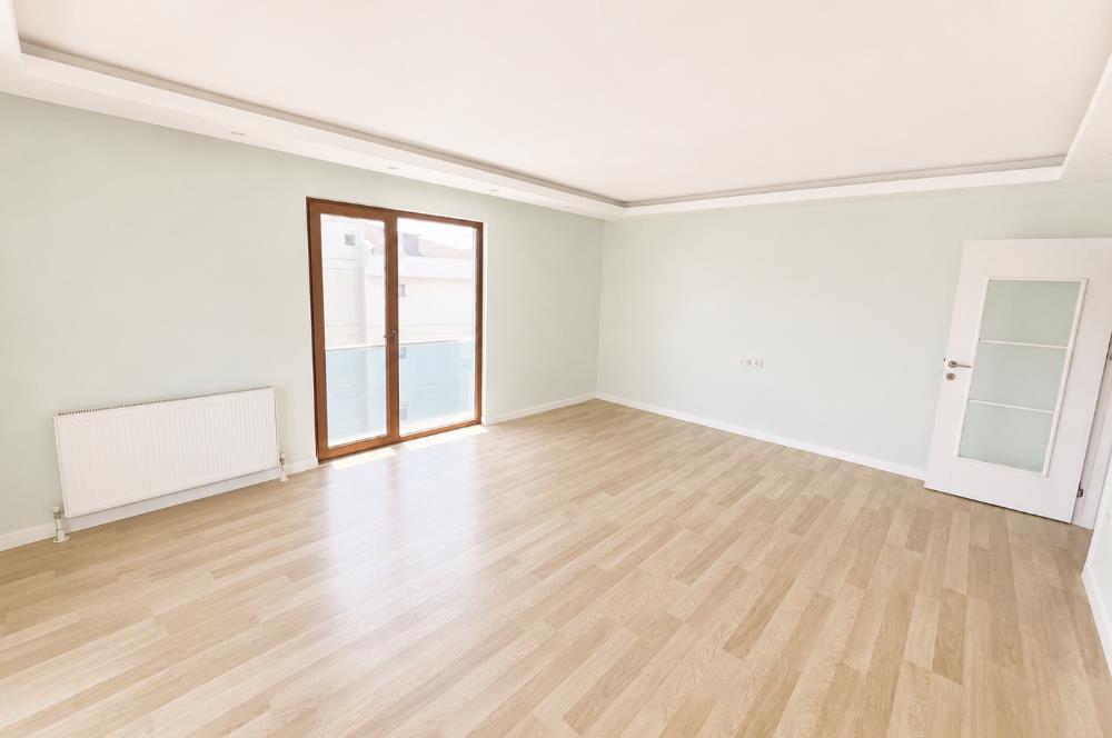 SERHAT PALUT KURTKÖY MERKEZ BOŞ SATILIK 2+1 DAİRE 