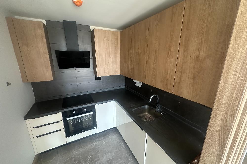 Self İstanbul'da Önü Açık, Güney Cephe Kiralık 2+1 Daire