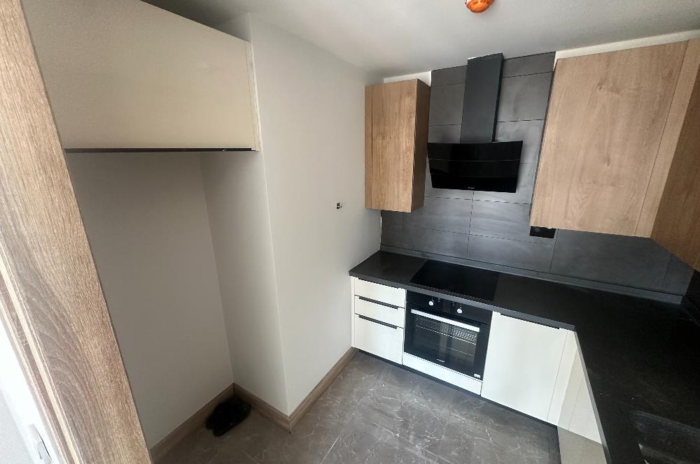 Self İstanbul'da Önü Açık, Güney Cephe Kiralık 2+1 Daire