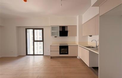 C21 ROOF FİKİRTEPE 5.ETAP BÜYÜK TİP ÇİFT CEPHE 1+1 KİRALIK DAİRE