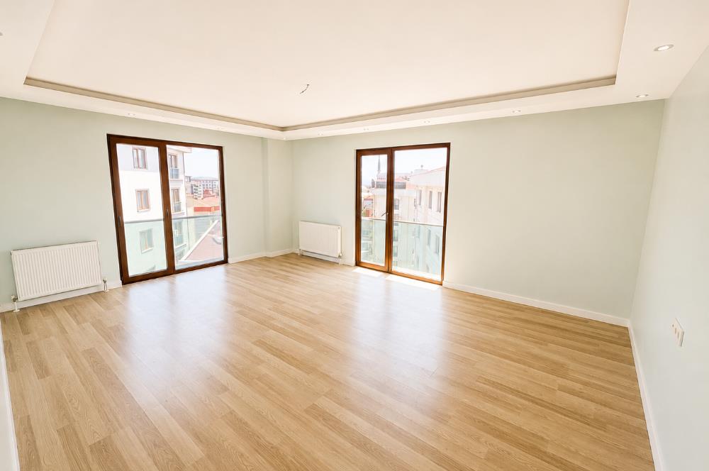 SERHAT PALUT KURTKÖY MERKEZ BOŞ SATILIK 2+1 DAİRE 
