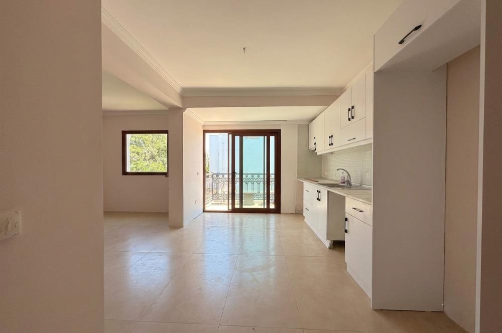 Bodrum Merkez'de Havuzlu Site İçerisinde Kiralık 2+1 Daire 