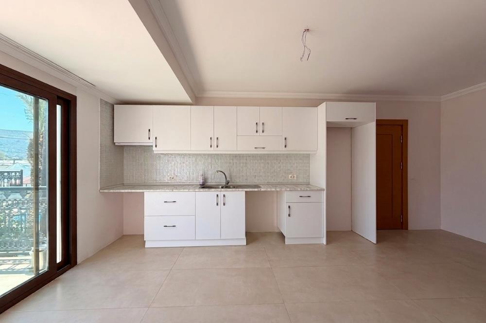 Bodrum Merkez'de Havuzlu Site İçerisinde Kiralık 2+1 Daire 
