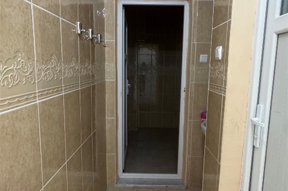 Yedieylül Mahallesinde Tadilatlı Satılık Daire
