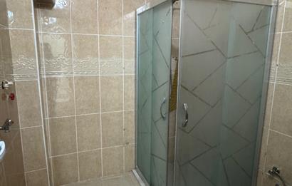 Yedieylül Mahallesinde Tadilatlı Satılık Daire
