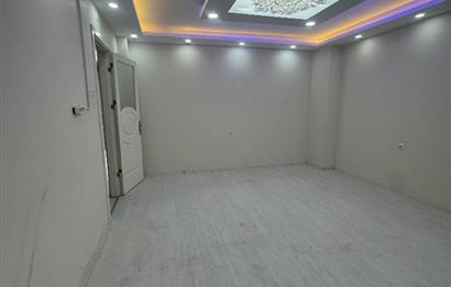 Yedieylül Mahallesinde Tadilatlı Satılık Daire