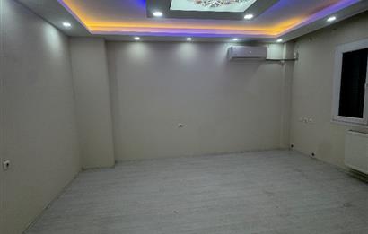 Yedieylül Mahallesinde Tadilatlı Satılık Daire