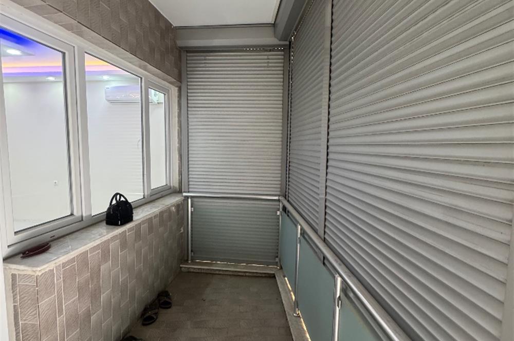 Yedieylül Mahallesinde Tadilatlı Satılık Daire