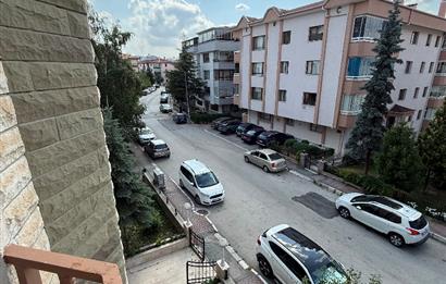 ÇANKAYA BİRLİK DE SATILIK 3+1 ARA KAT FIRSAT DAİRE