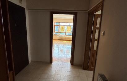 ÇANKAYA BİRLİK DE SATILIK 3+1 ARA KAT FIRSAT DAİRE