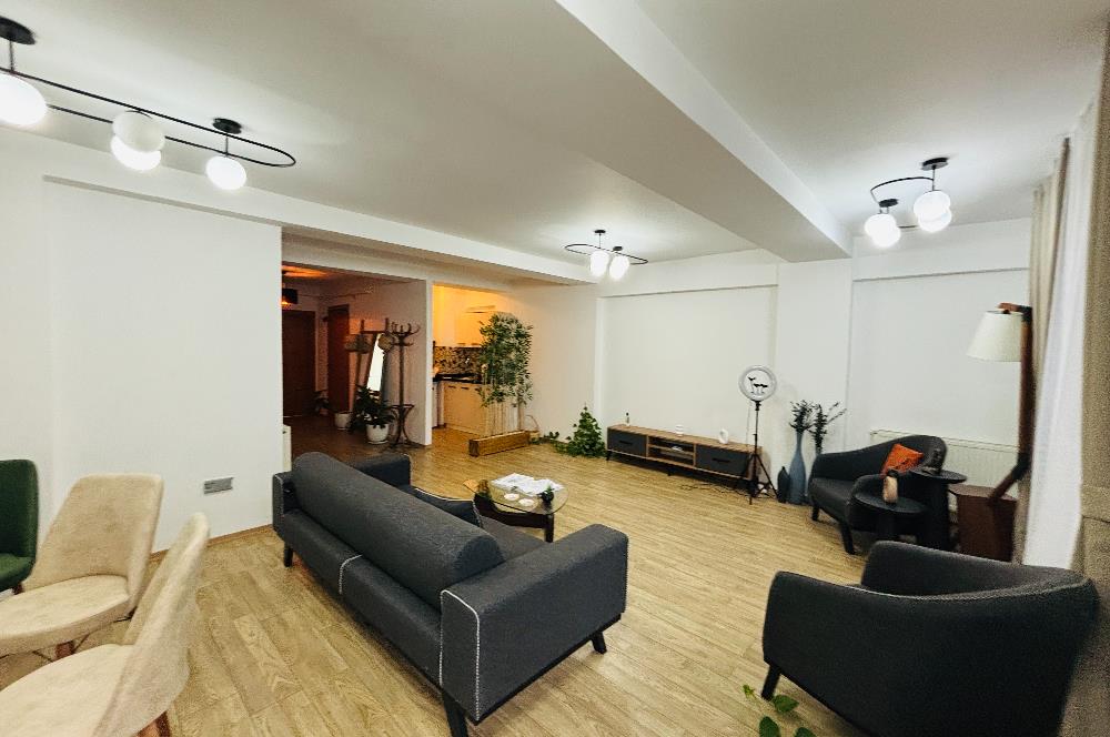 KOŞUYOLU MÜSTAKİL BİNADA 1.KAT 2+1 KİRALIK OFİS