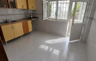 Pendik Sülüntepe'de Şehir Manzaralı Geniş 2+1 Daire
