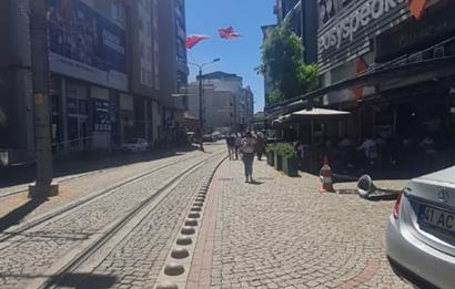 İzmit En Değerli Lokasyonunda Kurumsal Kiracılı Satılık Ticari