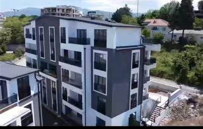 Başiskele Kullar Yakacık'ta Kaçırılmayacak Butik Site Dairesi!