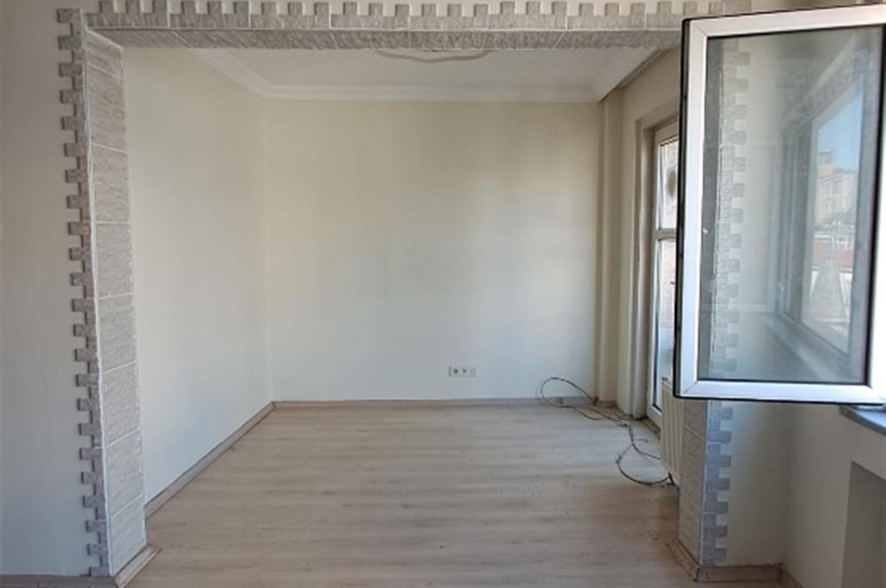 KAZANCI YOKUŞUNDA ASANSÖRLÜ BİNADA 2+1 KİRALIK DAİRE