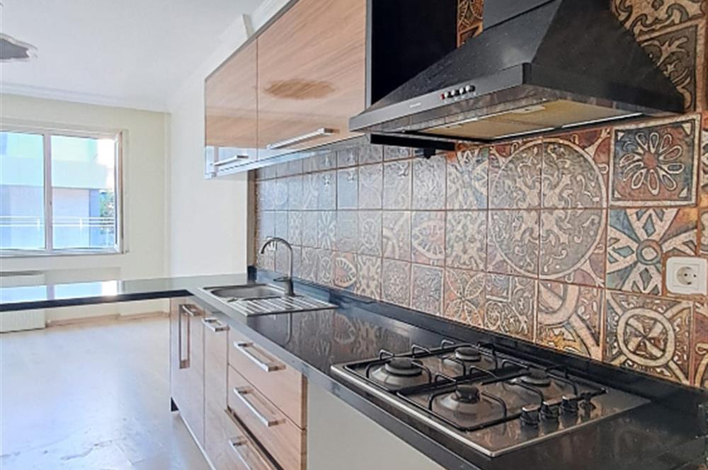 KAZANCI YOKUŞUNDA ASANSÖRLÜ BİNADA 2+1 KİRALIK DAİRE