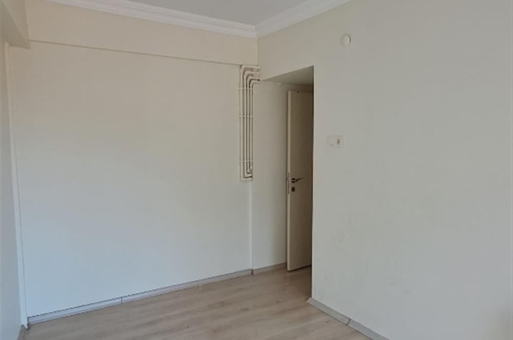 KAZANCI YOKUŞUNDA ASANSÖRLÜ BİNADA 2+1 KİRALIK DAİRE