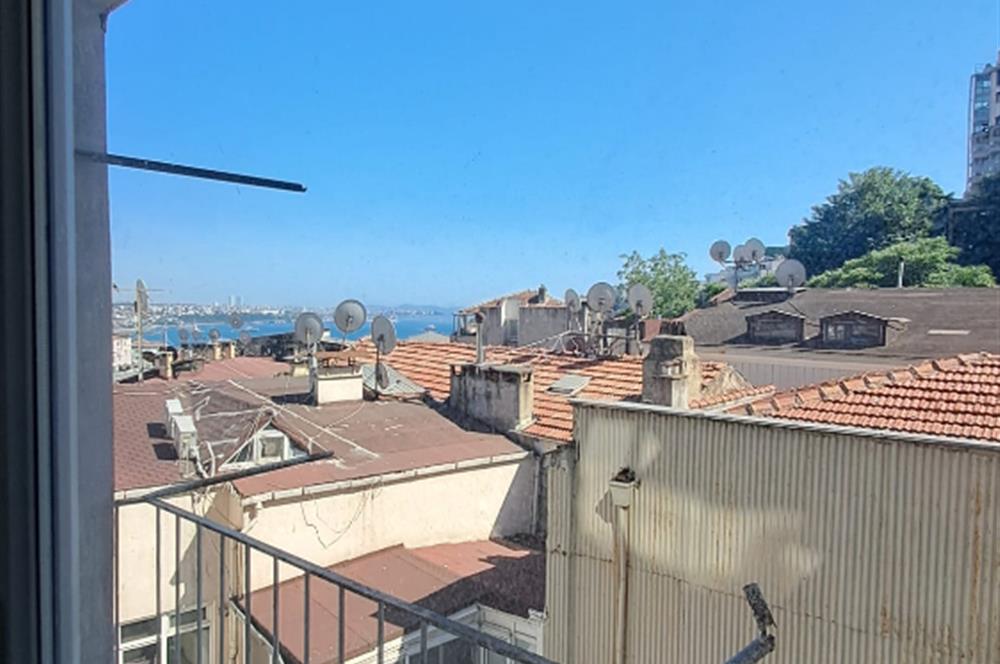 KAZANCI YOKUŞUNDA ASANSÖRLÜ BİNADA 2+1 KİRALIK DAİRE