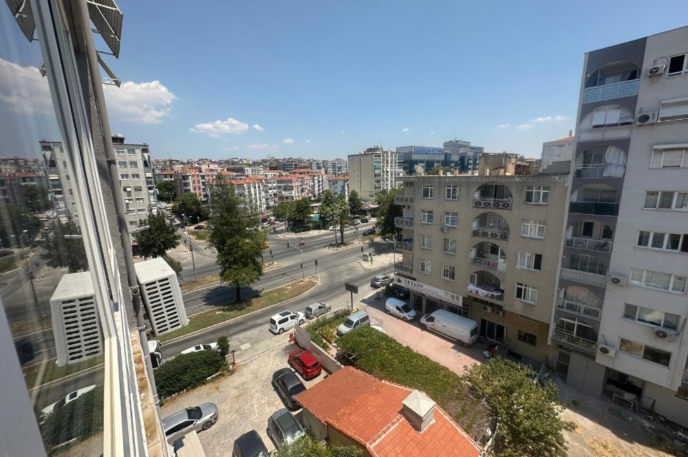 Üçyol Metro İstasyonu Yakını Bağkur Sitesinde 2+1 Satılık Daire