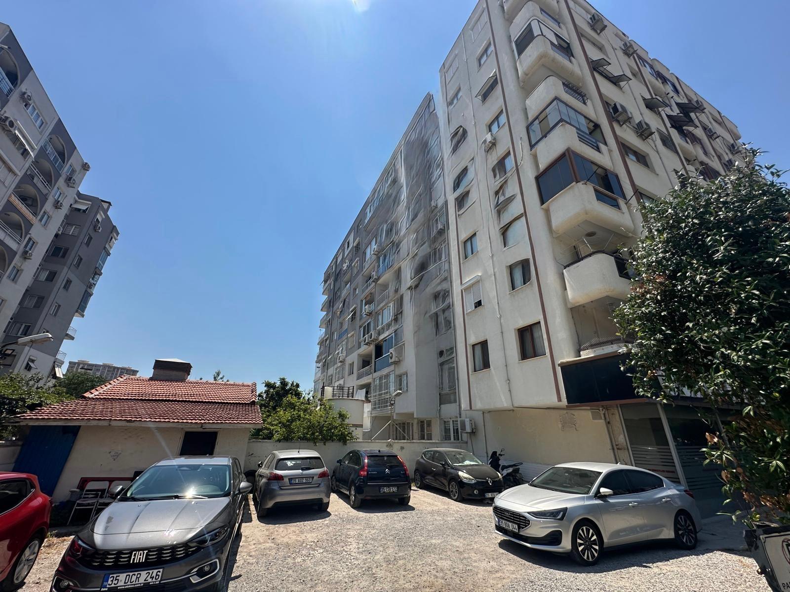 Üçyol Metro İstasyonu Yakını Bağkur Sitesinde 2+1 Satılık Daire