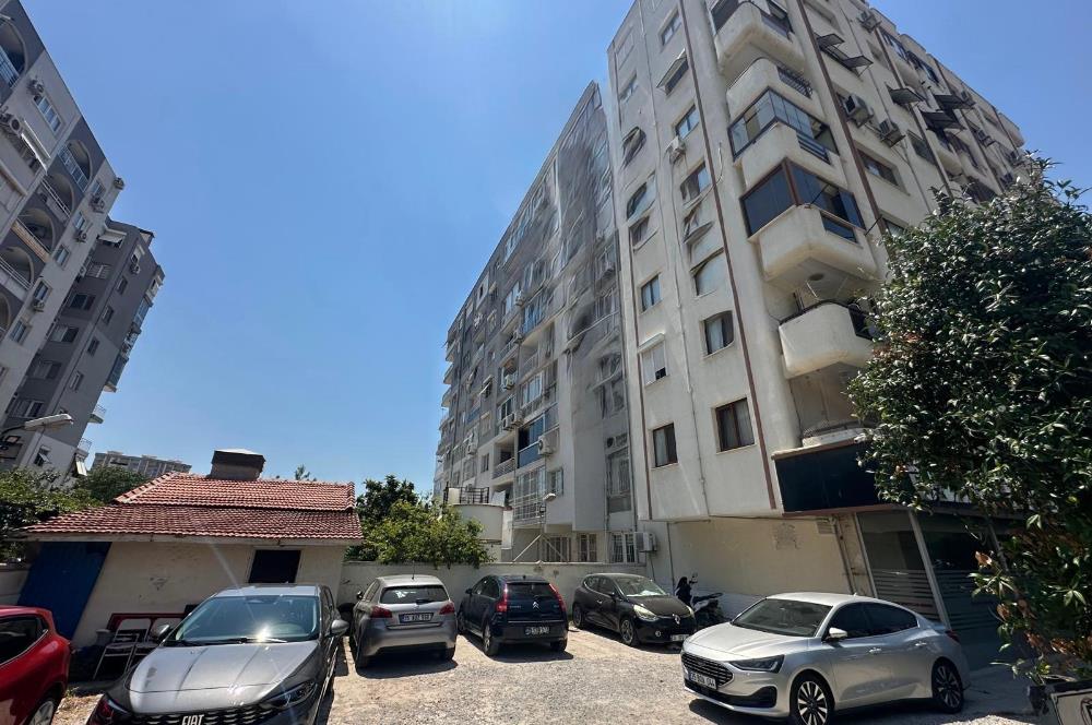 Üçyol Metro İstasyonu Yakını Bağkur Sitesinde 2+1 Satılık Daire