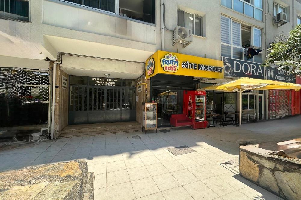 Üçyol Metro İstasyonu Yakını Bağkur Sitesinde 2+1 Satılık Daire