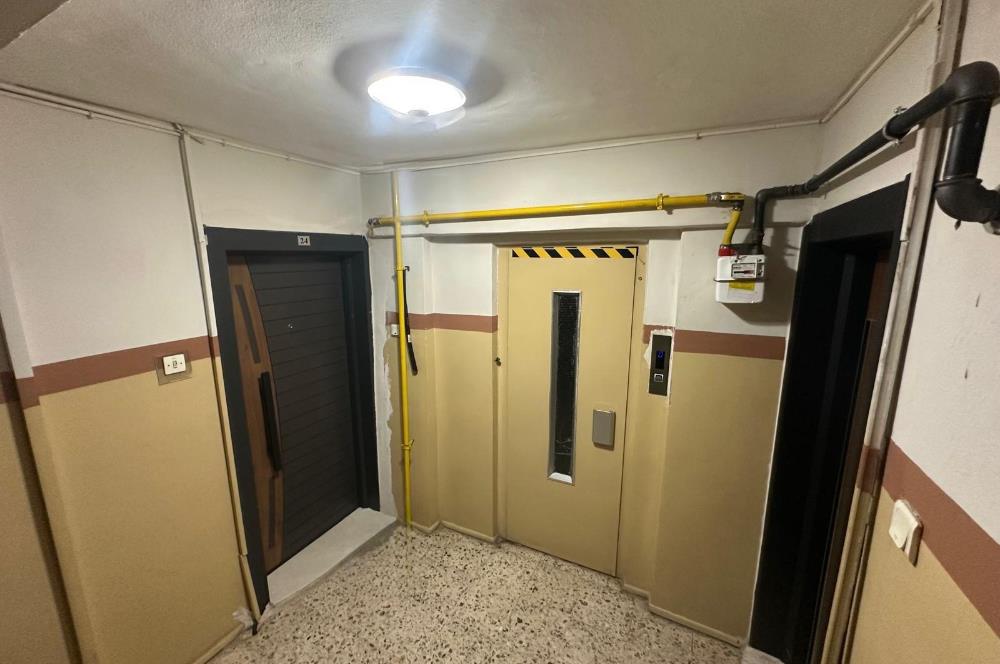 Üçyol Metro İstasyonu Yakını Bağkur Sitesinde 2+1 Satılık Daire