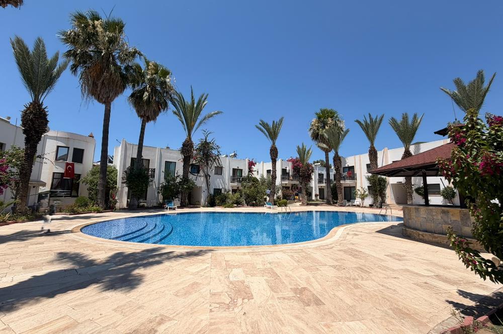 Bodrum Merkez'de Havuzlu Site İçerisinde Kiralık 2+1 Daire 
