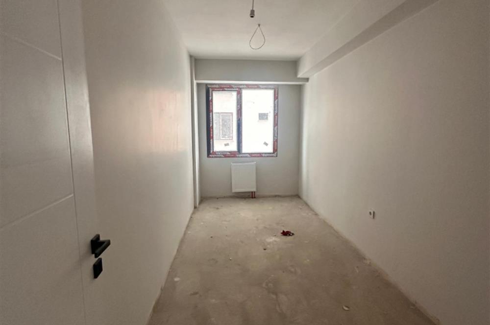 KÜÇÜKÇEKMECE DENİZ LİFE SİTESİN'DE 3+1 SATILIK DAİRE