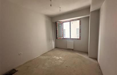 KÜÇÜKÇEKMECE DENİZ LİFE SİTESİN'DE 3+1 SATILIK DAİRE