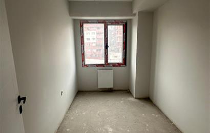 KÜÇÜKÇEKMECE DENİZ LİFE SİTESİN'DE 3+1 SATILIK DAİRE