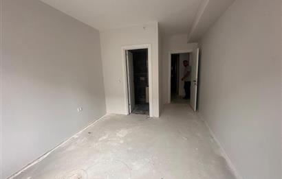 KÜÇÜKÇEKMECE CUMHURİYETTE DENİZ LİFE SİTESİNDE 3+1 SATILIK DAİRE
