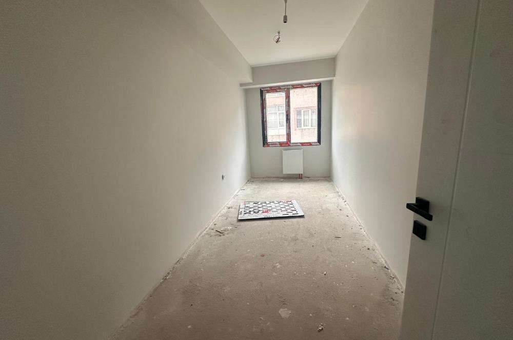 KÜÇÜKÇEKMECE CUMHURİYETTE DENİZ LİFE SİTESİNDE 3+1 SATILIK DAİRE