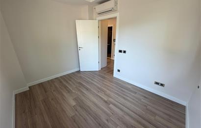 SARIYER ZEKERİYAKÖY DOĞUŞ KONAKLARINDA SATILIK 3+1 BAHÇE DUBLEKS