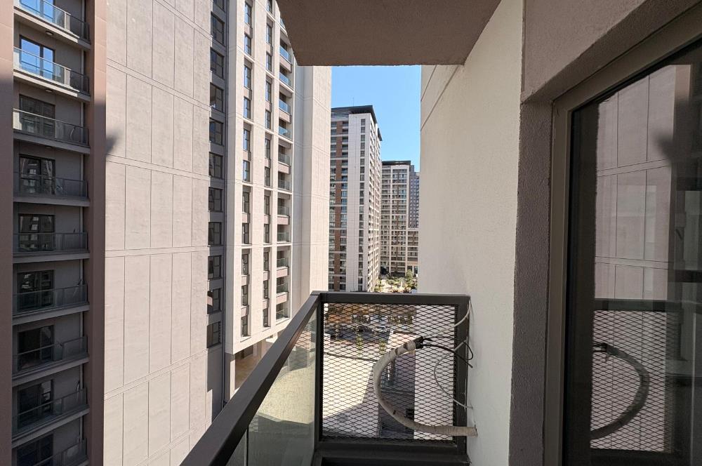 C21 ROOF FİKİRTEPE 5.ETAP BÜYÜK TİP ÇİFT CEPHE 1+1 KİRALIK DAİRE