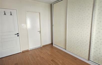 Yaşamkent'te Rakipsiz Konumda HEMEN TAŞINMAYA UYGUN satılık 4+1