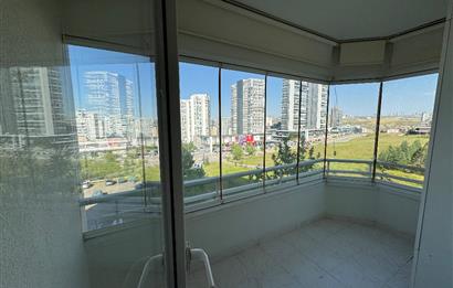 Yaşamkent'te Rakipsiz Konumda HEMEN TAŞINMAYA UYGUN satılık 4+1