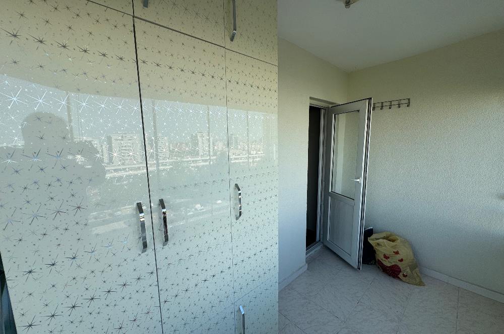 Yaşamkent'te Rakipsiz Konumda HEMEN TAŞINMAYA UYGUN satılık 4+1
