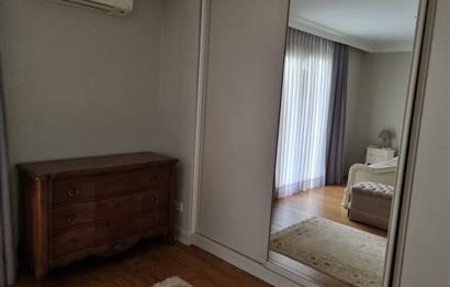 MODA’DA MUHTEŞEM DENIZ VE PARK MANZARALI SATILIK DAİRE