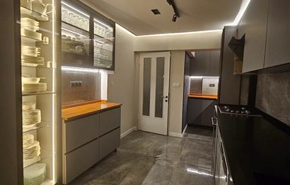 Yaşamkent'te Rakipsiz Konumda HEMEN TAŞINMAYA UYGUN satılık 4+1